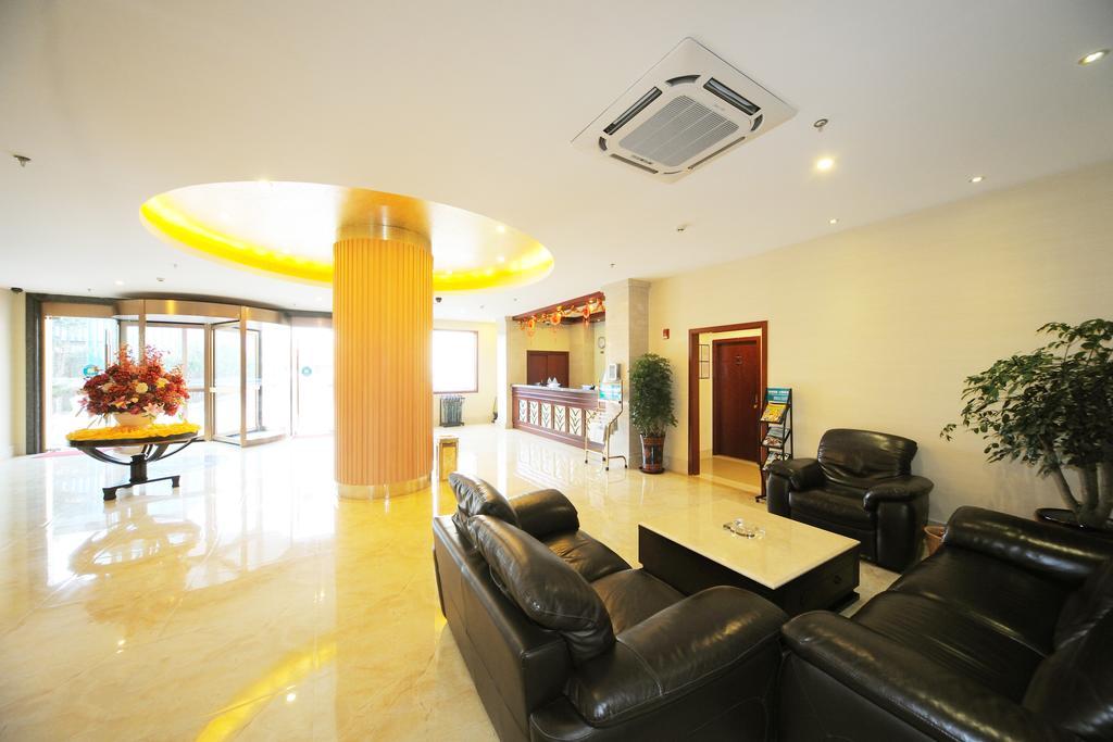 Greentree Inn Shanghai West Huaxia Road Metro Station Express Hotel Buitenkant foto