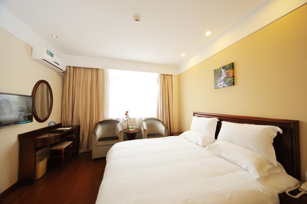 Greentree Inn Shanghai West Huaxia Road Metro Station Express Hotel Kamer foto