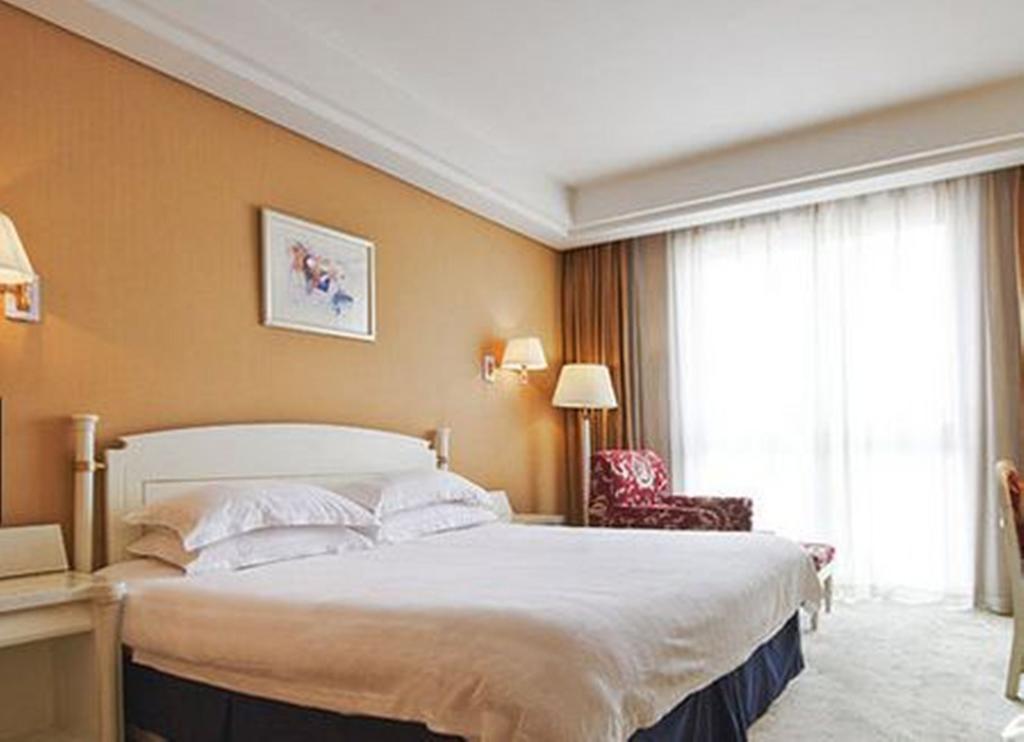 Greentree Inn Shanghai West Huaxia Road Metro Station Express Hotel Buitenkant foto